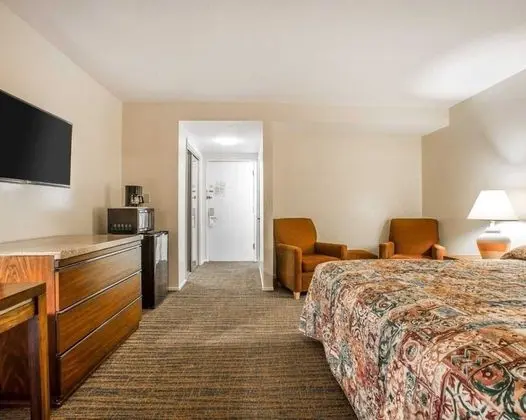 2 Queen Beds Non-Smoking