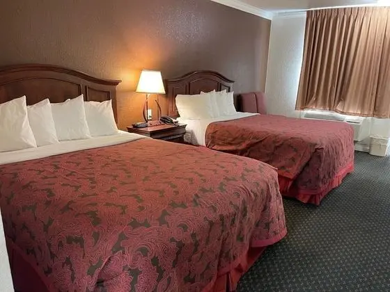 Standard Room, 2 Queen Beds, Accessible, Non Smoking