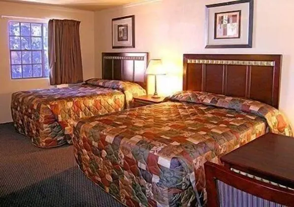 Standard Oda, 2 Büyük (Queen) Boy Yatak, Sigara İçilmez