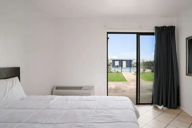 Oda, 2 Çift Kişilik Yatak, Engellilere Uygun, Sigara İçilmez