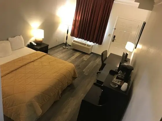 Oda, 1 En Büyük (King) Boy Yatak ve Çekyat, Sigara İçilmez