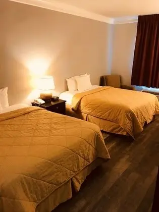 Oda, 2 Büyük (Queen) Boy Yatak, Sigara İçilebilir