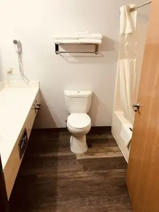 Oda, 2 Büyük (Queen) Boy Yatak, Sigara İçilmez