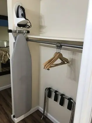 One King Bed Suite Non Smoking with 2Person Whirlpool
