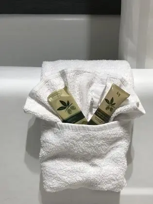 One King Bed Suite Non Smoking with 2Person Whirlpool