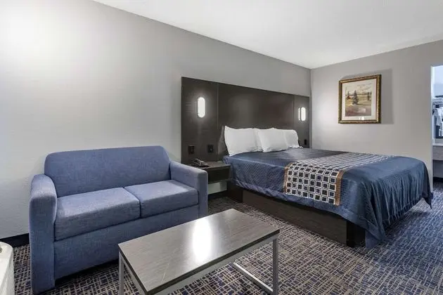 Oda, 1 En Büyük (King) Boy Yatak, Engellilere Uygun, Sigara İçilmez