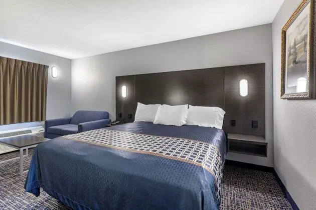 Oda, 1 En Büyük (King) Boy Yatak, Engellilere Uygun, Sigara İçilmez