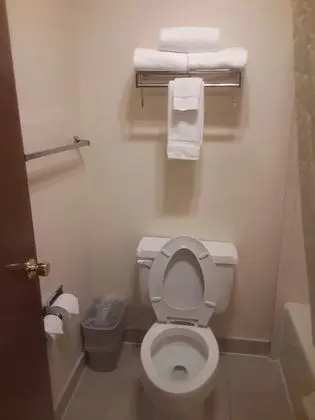 Oda, 2 Büyük (Queen) Boy Yatak, Sigara İçilmez