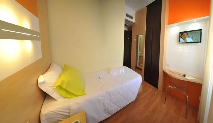 Standard Tek Kişilik Oda
