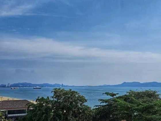 Deluxe Twin Sea View