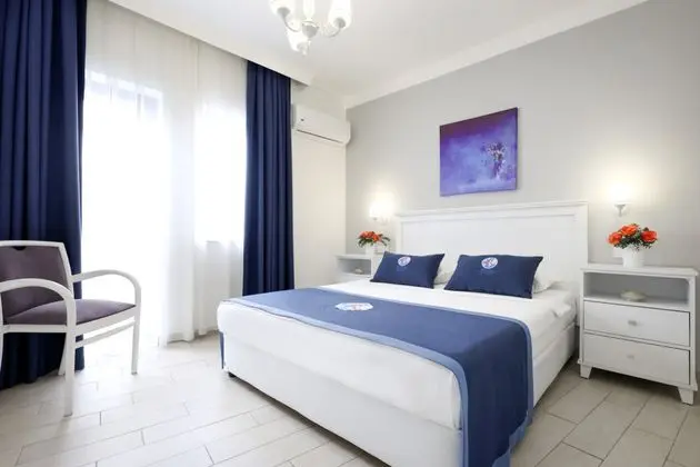 Deluxe Süit Büyük Yataklı Oda