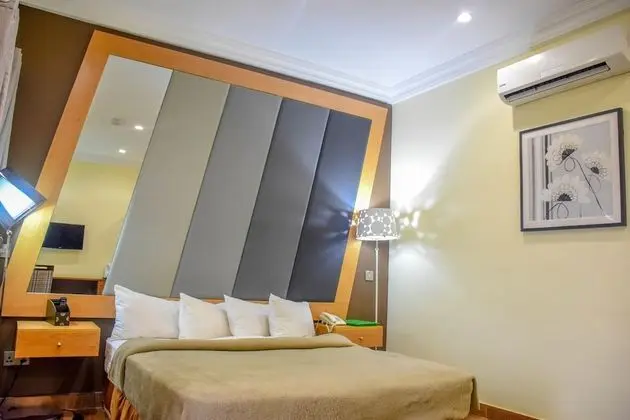 Super Deluxe Room
