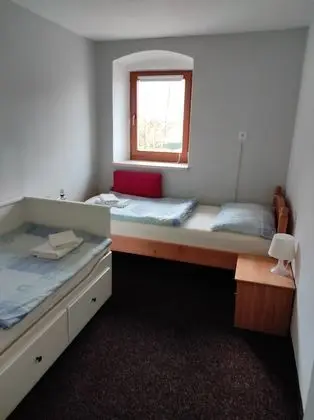 Family Tek Büyük veya İki Ayrı Yataklı Oda