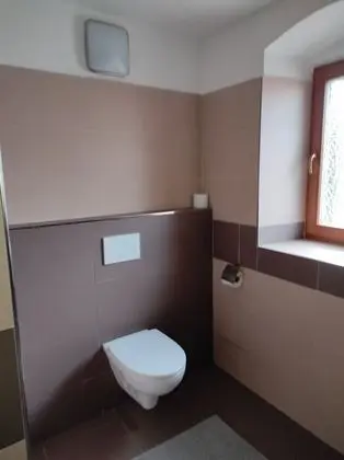 Family Tek Büyük veya İki Ayrı Yataklı Oda