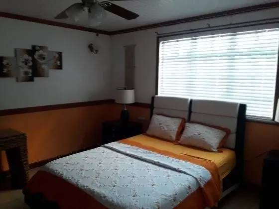 Superior House, 3 Bedrooms (Upper Level)
