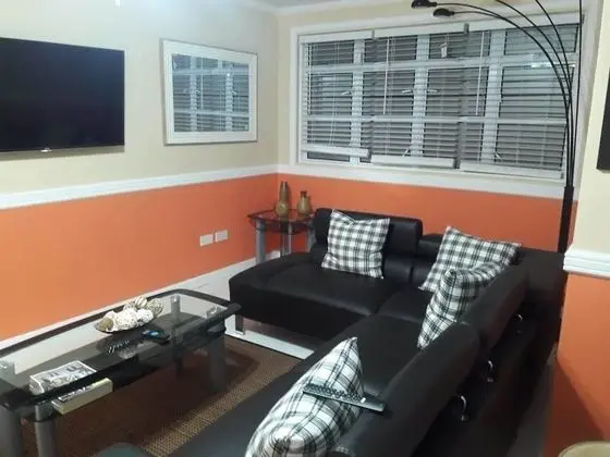 Superior House, 3 Bedrooms (Upper Level)