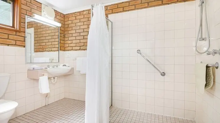 Comfort Tek Büyük veya İki Ayrı Yataklı Oda