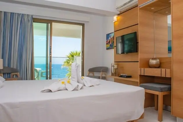 Stüdyo, Deniz Manzaralı