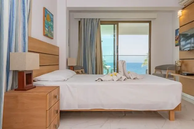Stüdyo, Deniz Manzaralı
