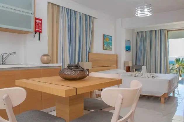 Stüdyo, Deniz Manzaralı