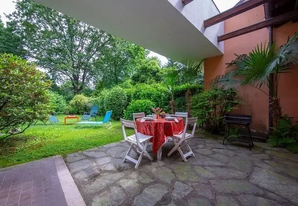 Family Apart Daire, Birden Çok Yatak, 2 Banyolu, Bahçeli (Rododendro Rosso)