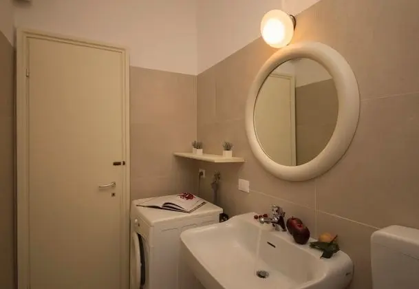 Family Apart Daire, Birden Çok Yatak, 2 Banyolu, Bahçeli (Rododendro Rosso)