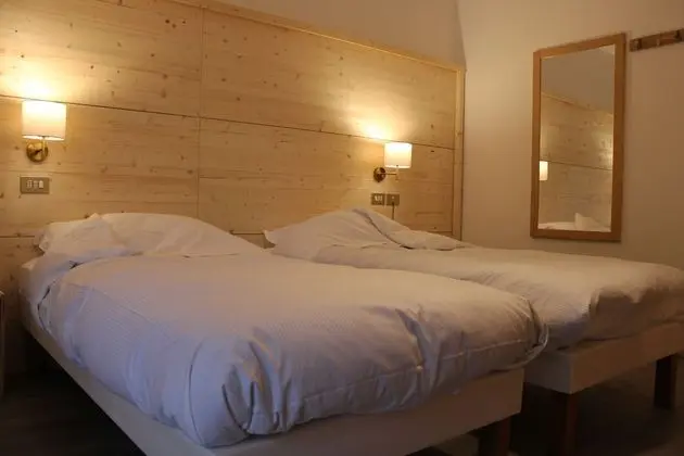 Classic Tek Büyük veya İki Ayrı Yataklı Oda