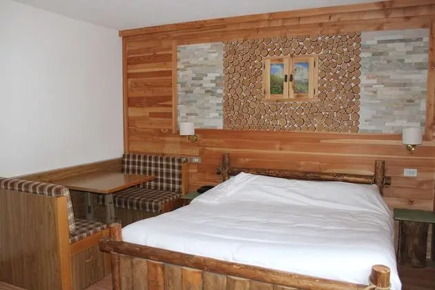 Standard Tek Büyük veya İki Ayrı Yataklı Oda