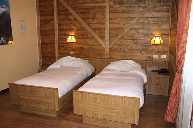 Standard Tek Büyük veya İki Ayrı Yataklı Oda