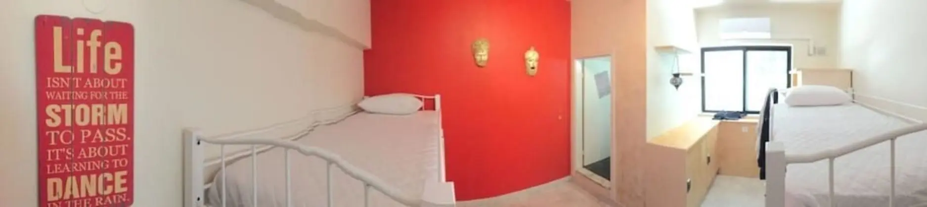 Deluxe Ortak Ranzalı Oda (4 beds)