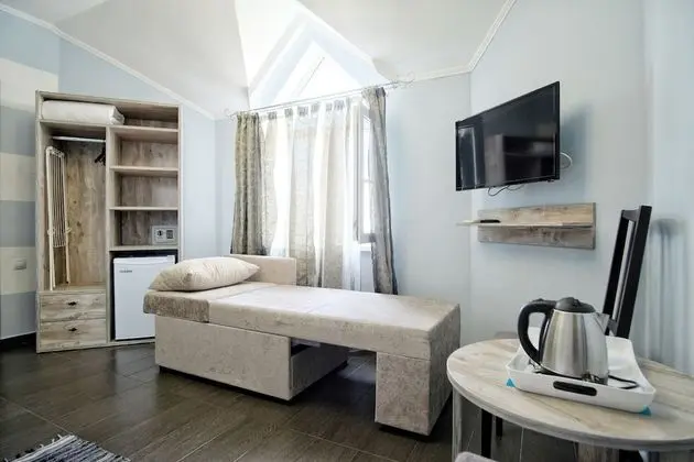 Standard Tek Büyük veya İki Ayrı Yataklı Oda (Without Balcony)