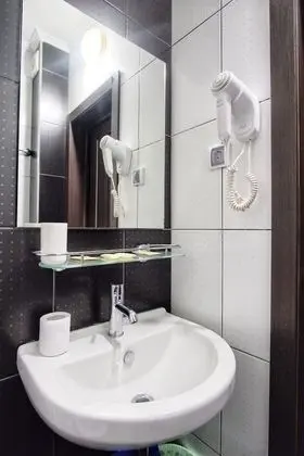 Standard Tek Büyük veya İki Ayrı Yataklı Oda (Without Balcony)