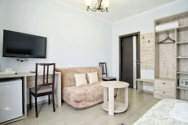 Tek Büyük veya İki Ayrı Yataklı Oda, Balkon