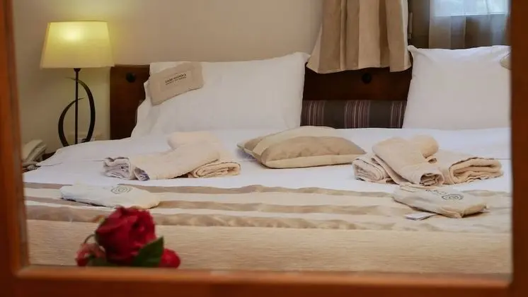 Deluxe Tek Büyük Yataklı Oda, Şömine