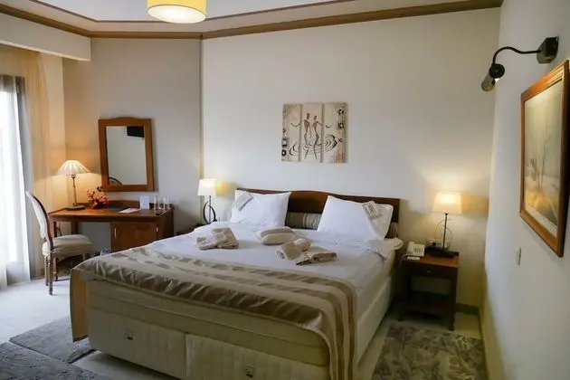 Deluxe Tek Büyük Yataklı Oda, Şömine