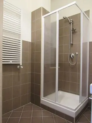 Tek Büyük Yataklı Oda, Balkon