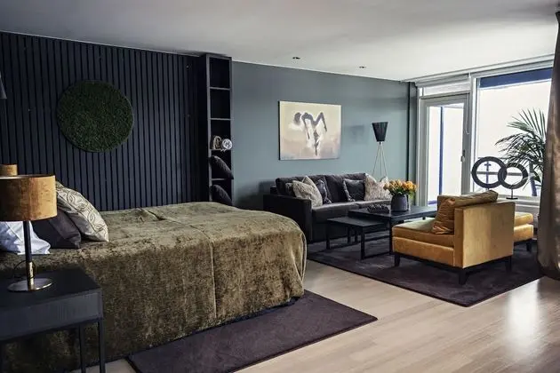 Senior Süit, Göl Manzaralı