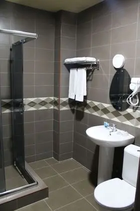 Standard Üç Kişilik Oda