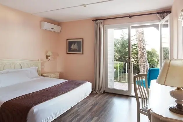 Comfort Tek Büyük Yataklı Oda, Kısmi Deniz Manzaralı