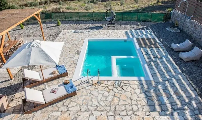 Villa, Kişiye Özel Havuzlu (Balcony)
