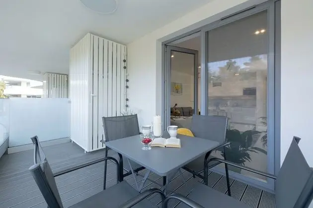 Stüdyo, Havuz Kullanımı, Plaj Kenarı