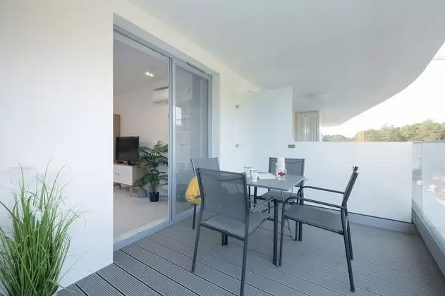 Stüdyo, Havuz Kullanımı, Plaj Kenarı