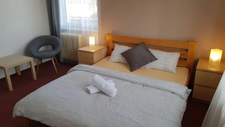 Tek Büyük veya İki Ayrı Yataklı Oda