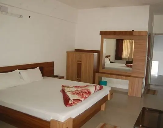 Deluxe Tek Büyük Yataklı Oda, 1 Yatak Odası, Sigara İçilebilir