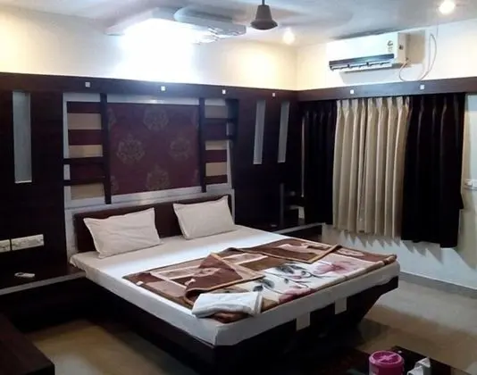 Deluxe Tek Büyük Yataklı Oda, 1 Yatak Odası, Sigara İçilebilir