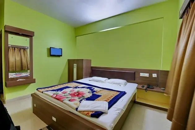 Deluxe Tek Büyük Yataklı Oda, 1 Yatak Odası, Sigara İçilebilir