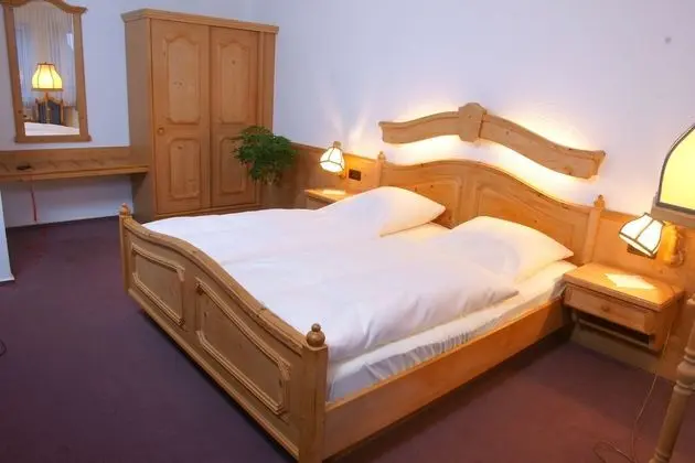 Tek Büyük veya İki Ayrı Yataklı Oda