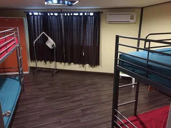 4-Bed Mixed Dormitory