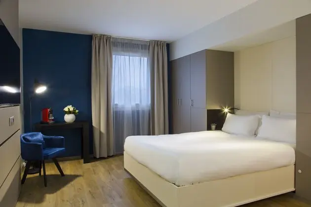 Çift ​​kişilik Business