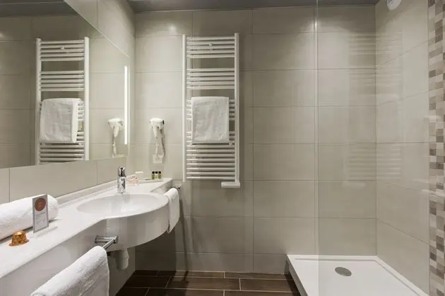Çift ​​kişilik Standard